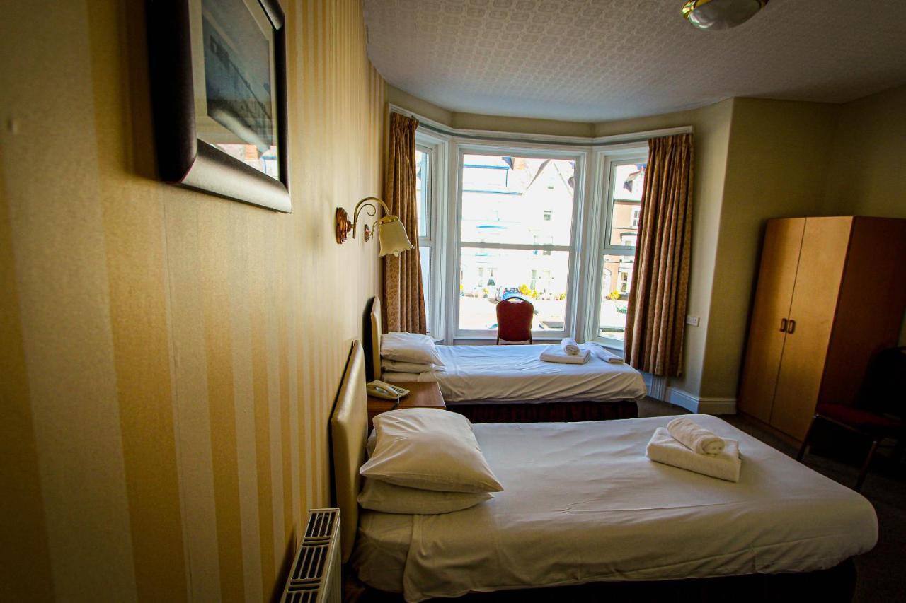 New Loretta Hotel ランディドノー エクステリア 写真